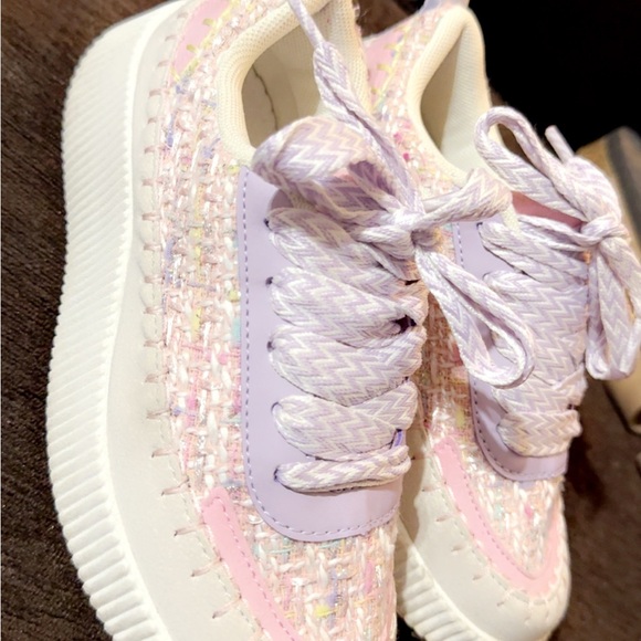 Link Kids' Sneakers in Pastel Pink and White - Picture 1 of 5